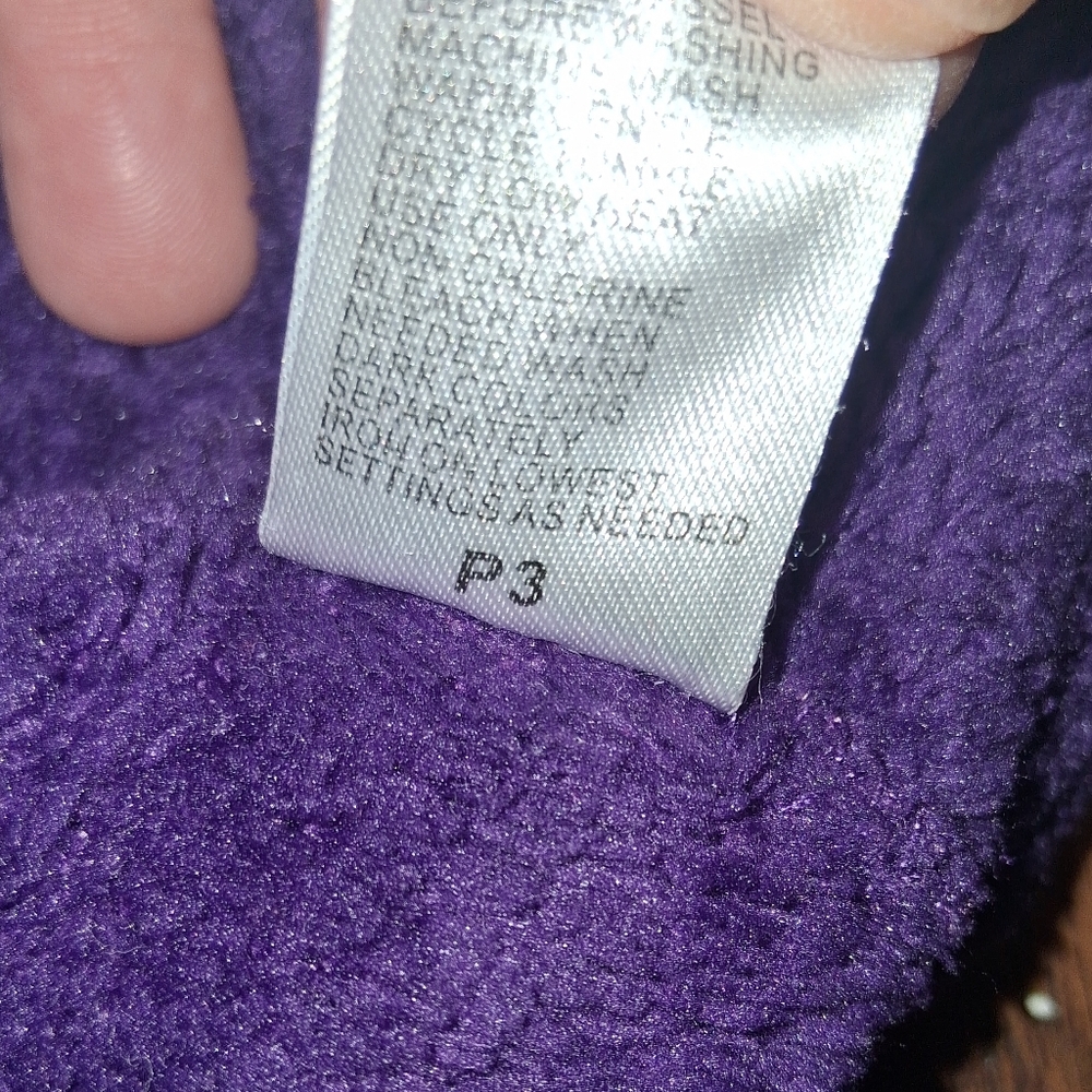 EUC ME Size Medium Purple Plush Fleece Zip Front Loungewear Robe!! - Picture 10 of 12